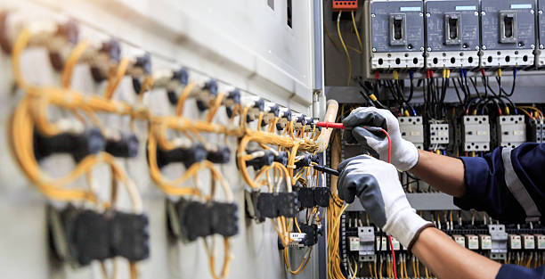 Professional Electrician technician working in West Puente Valley, CA